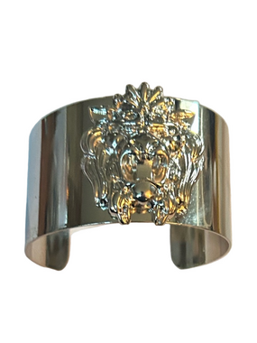 Silver-Tone Lion Cuff Bracelet - Elegant Women's Jewelry
